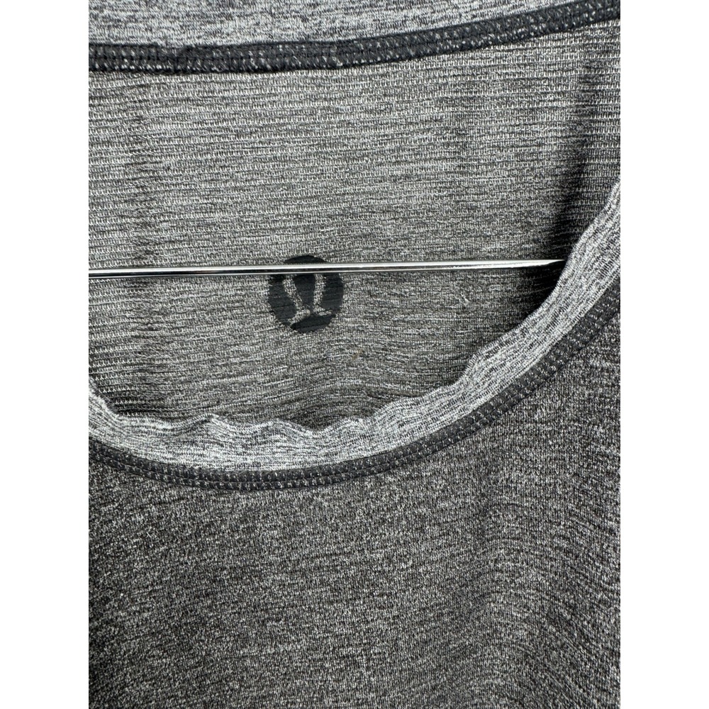 Lululemon T Shirt L Mens Gray Training‎ Workout Short Sleeve Shirt Top - Picture 3 of 10